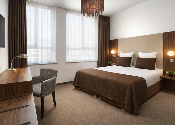 Hotel La Reine